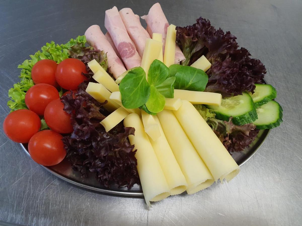 Hotel-Restaurant-Linde Gundlischwand Εξωτερικό φωτογραφία
